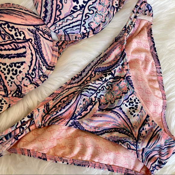 34A VS Victoria’s Secret BOMBSHELL Miraculous Adds-2 Cups Swim bikini 2pc - Picture 9 of 9